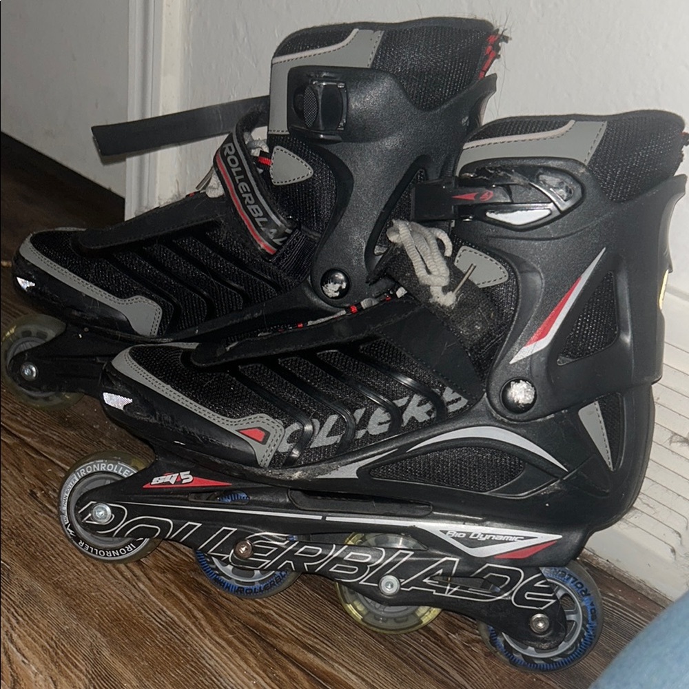 Black Inline Skates
